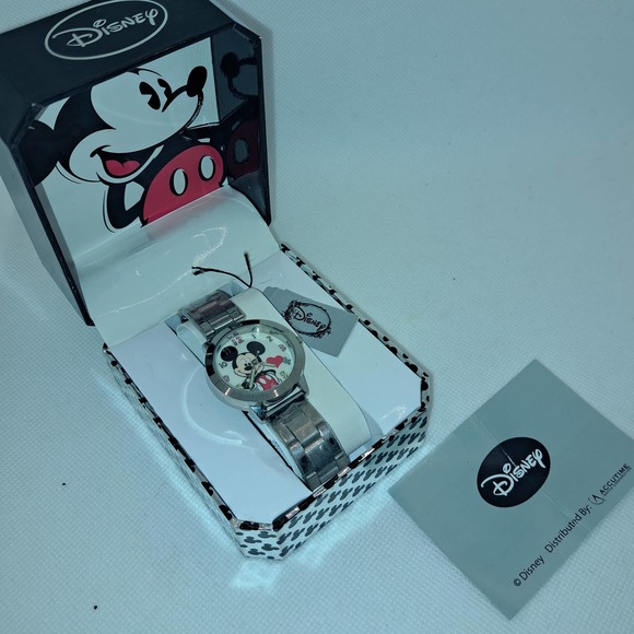 NEW in Collector Box - Mickey Mouse Heart stainless Silver Watch - Picture 5 of 9